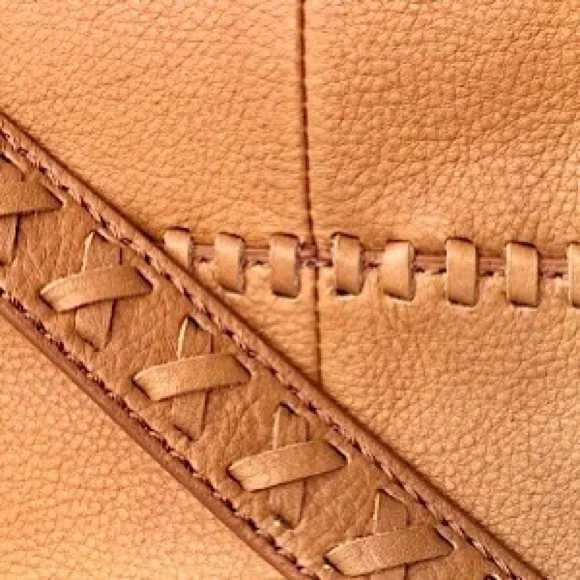 “NEW” HOBO Entwine Bag - Picture 6 of 13